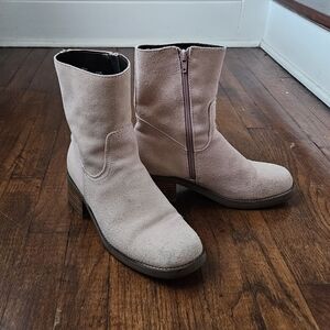 No Boundaries Y2k Beige Ankle Booties